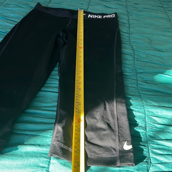 Nike Pro Capri Leggings Size L - Picture 3 of 6